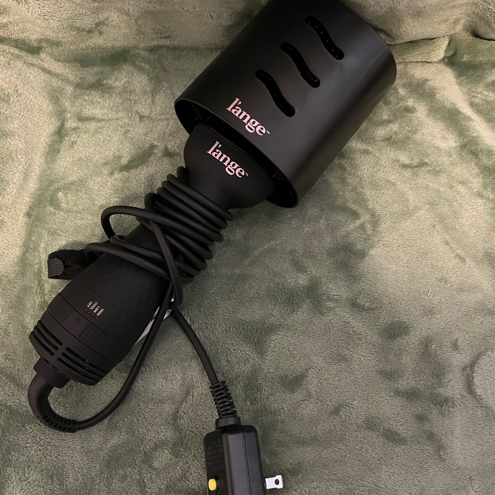 Brush dryer